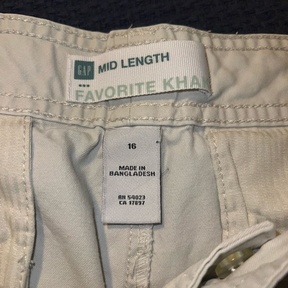 mid rise khaki shorts - Picture 3 of 3